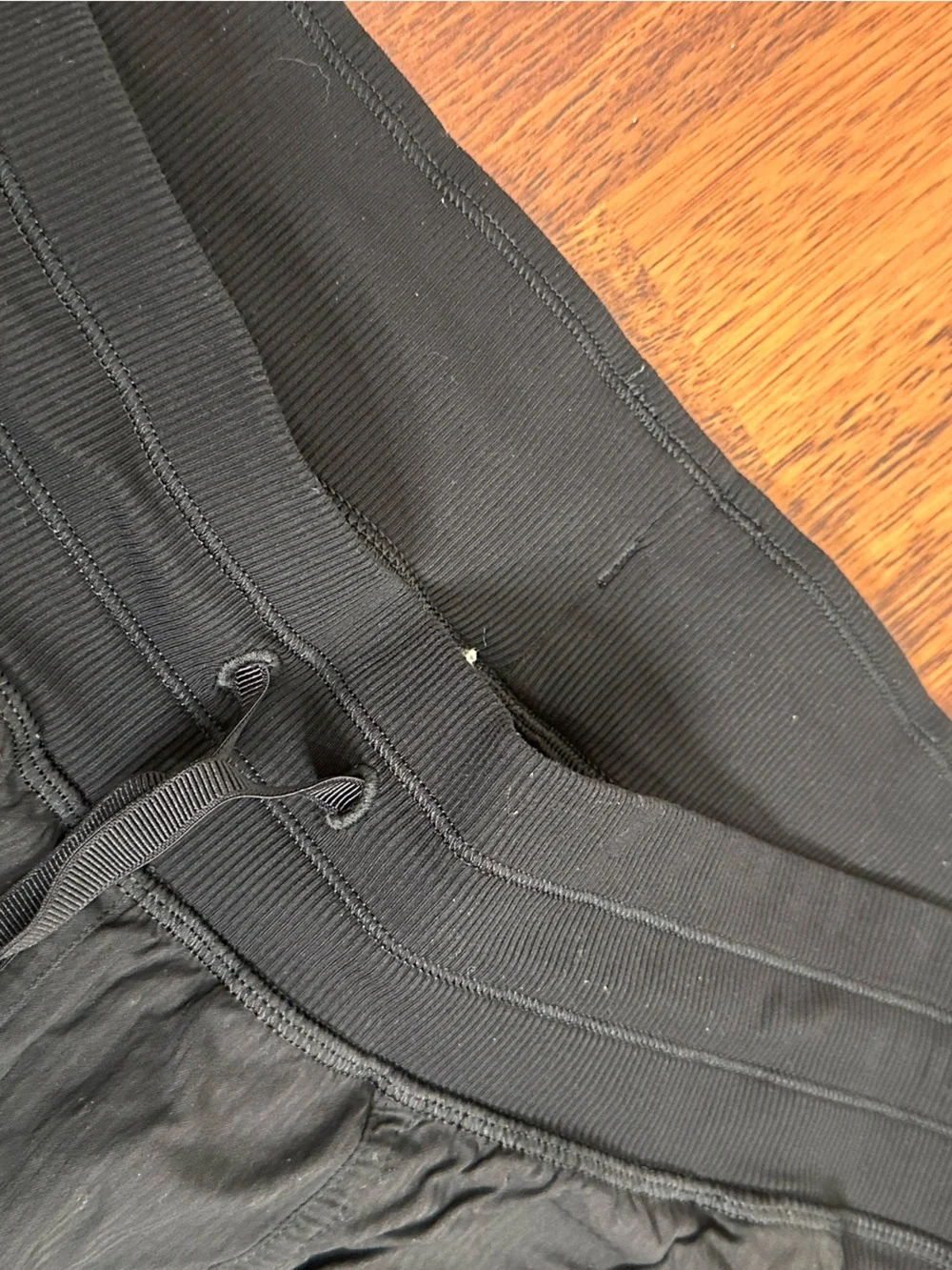 Lululemon Dance Studio Mid-rise jogger full length in black. Size 12. Sportswear